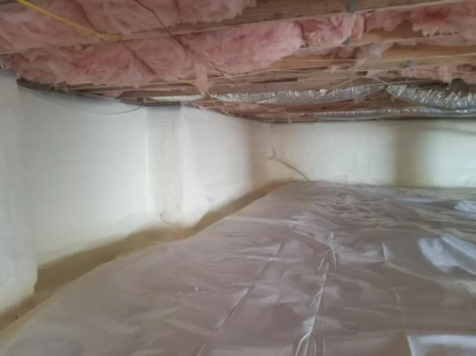Crawl space encapsulation with closed-cell spray foam for Spray Foam Roofing in De Soto